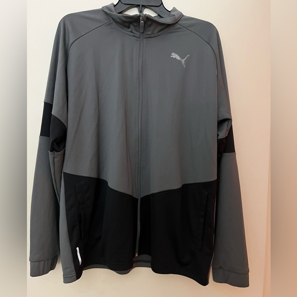 PUMA DRYCELL Men’s Full Zip Lightweight Jacket. Black/ Gray. Size M